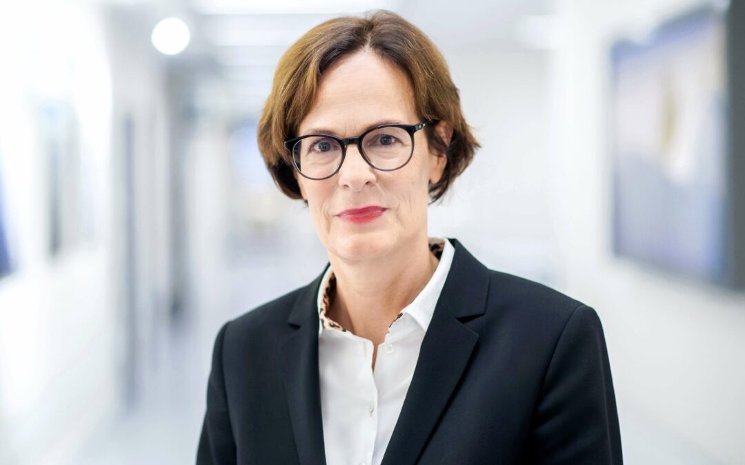 Healthcare Change-Pioniere – Frau Dr. Christiane Stehle spricht im Interview mit Janine Müller-Dodt über die zunehmende Ambulantisierung.