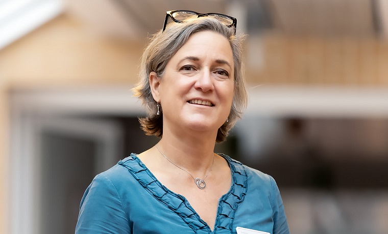 Healthcare Change-Pioniere – Janine Müller-Dodt spricht mit Dr. Irit Nachtigall über die Bedeutung von One Health und Antibiotic Stewardship.